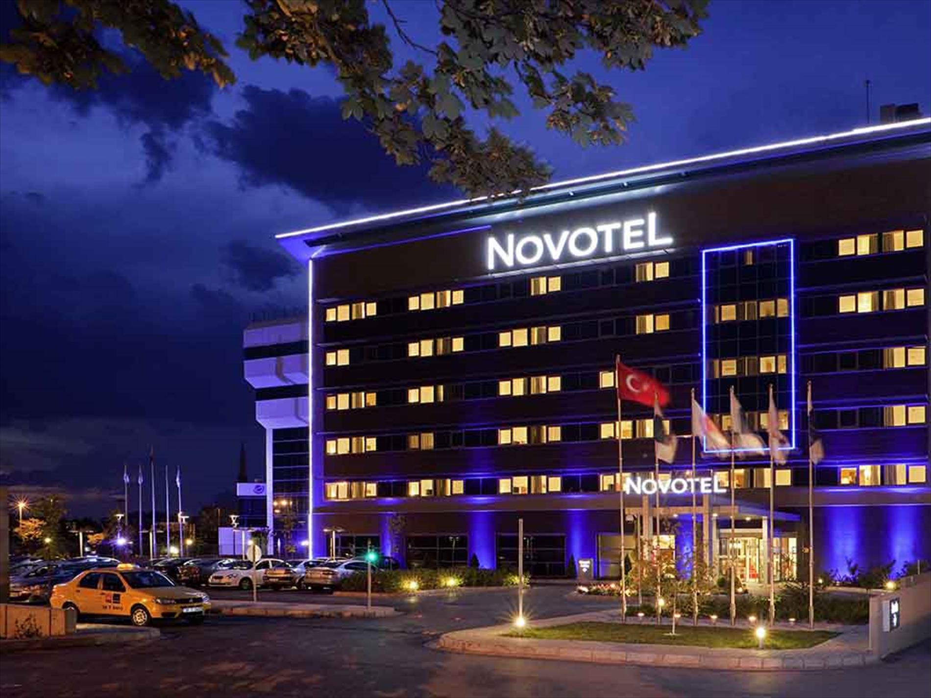 Novotel, Ibis Hotel